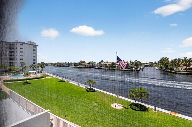 Building Photo - 3100 S Ocean Blvd