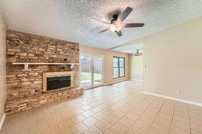Building Photo - 6509 Krollton Dr