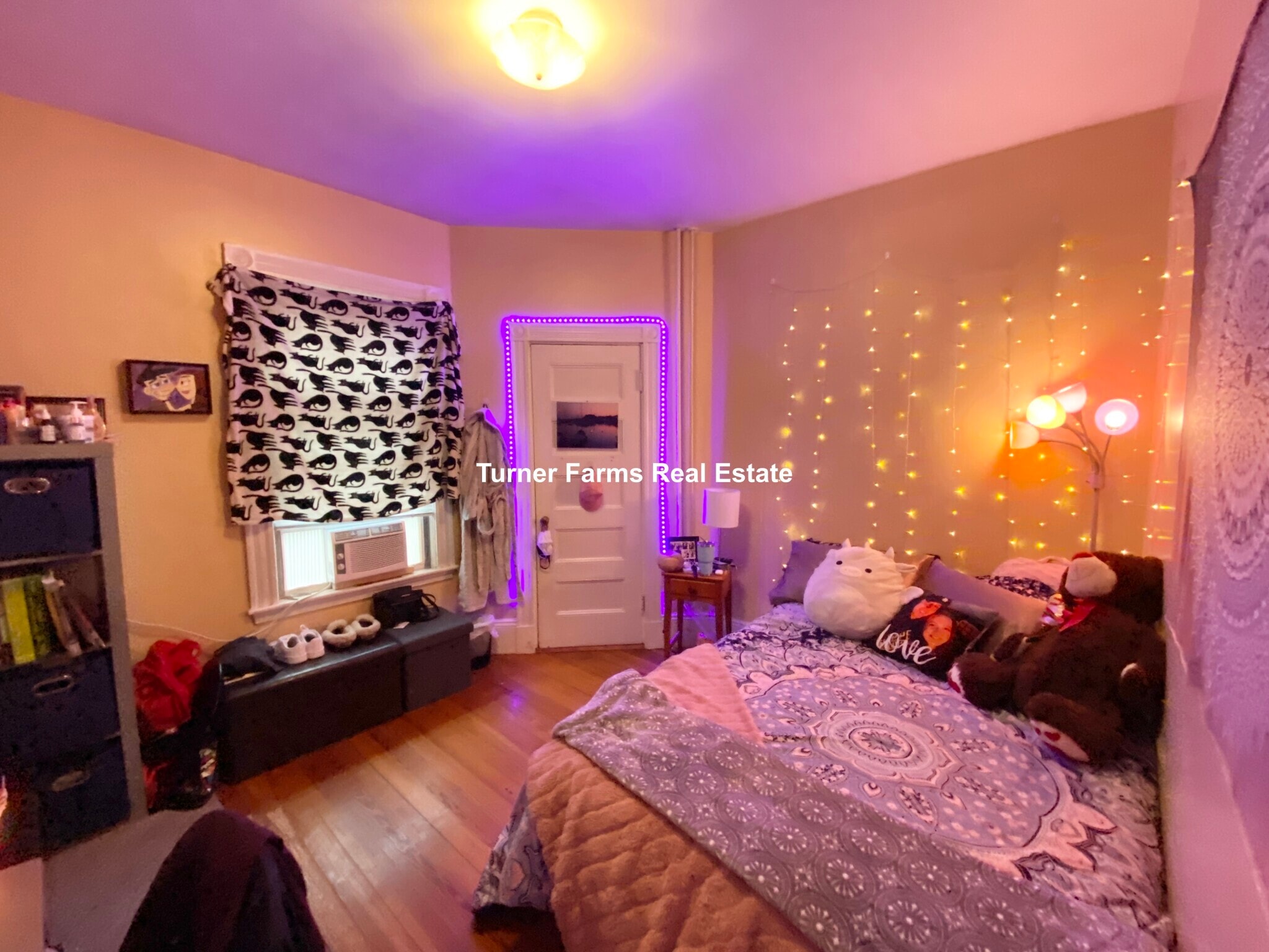 Building Photo - 10 Sachem St