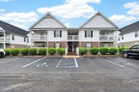 Building Photo - 531 Saravalle Dr