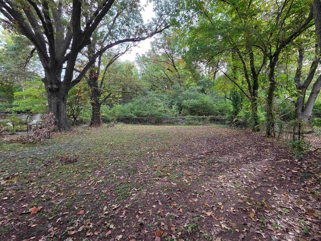 Building Photo - 3602 Gowan Dr