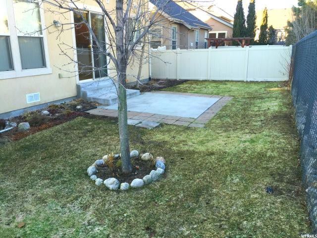 Building Photo - Beautiful 4 Bd 2.5 Bath Home in Sandy