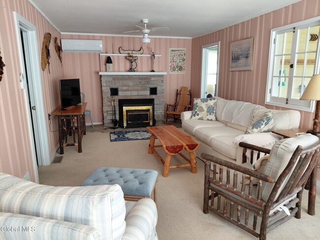 Building Photo - 3320 Travis Point Way