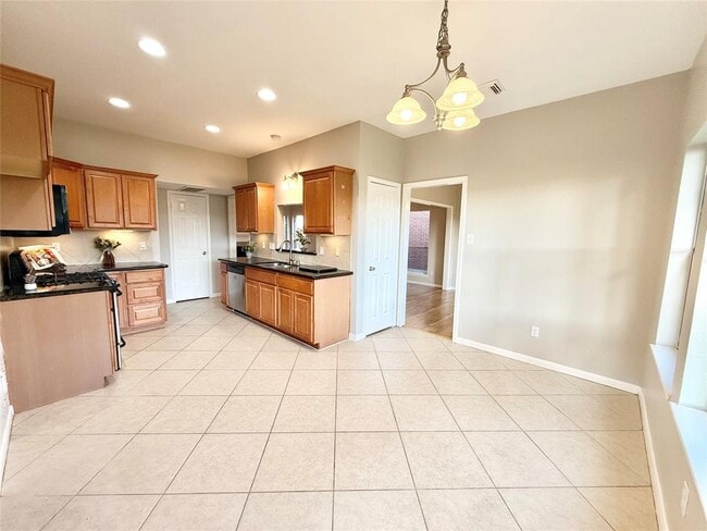 Building Photo - 4719 Orkney Dr