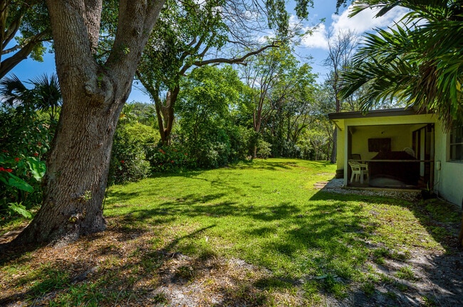 Building Photo - 3811 Arelia Dr