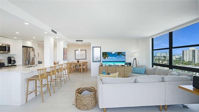 Building Photo - 3031 N Ocean Blvd