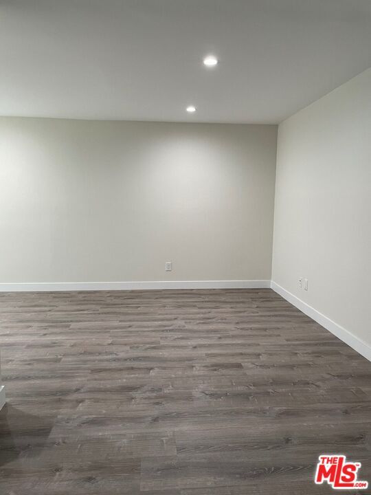 Building Photo - 27 Anchorage St