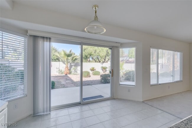 Building Photo - 1682 E Graystone Canyon Ave