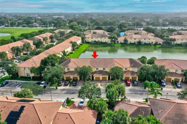 Building Photo - 3258 NW 32nd Terrace