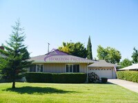 Building Photo - Remodeled 3 Bed 2 Bath 1,215 Sq Ft Citrus Heights Home