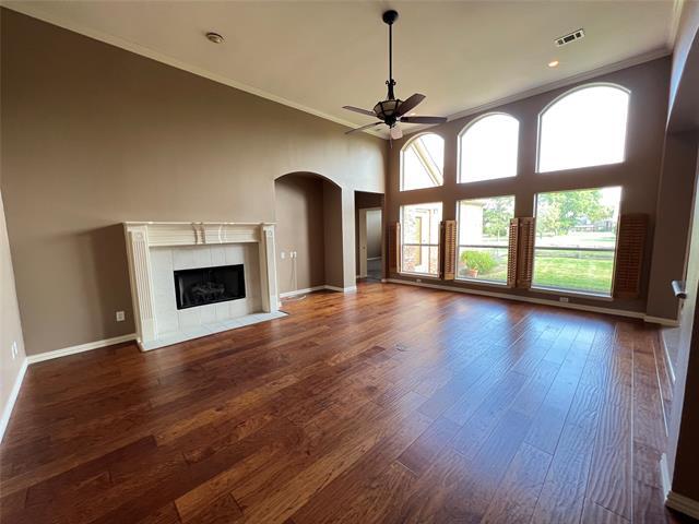 Building Photo - 7517 Rodeo Dr