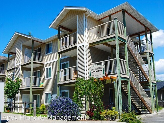 Primary Photo - Studio, 1 bath Apartment - 501 VOLTAIRE COURT