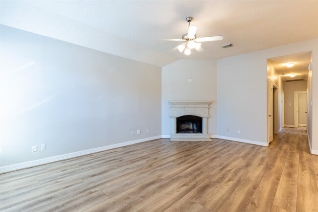 Building Photo - 11510 Alcott Dr