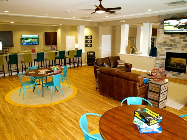 Building Photo - B3X | 2 Bed 2 Bath | 1280 sf