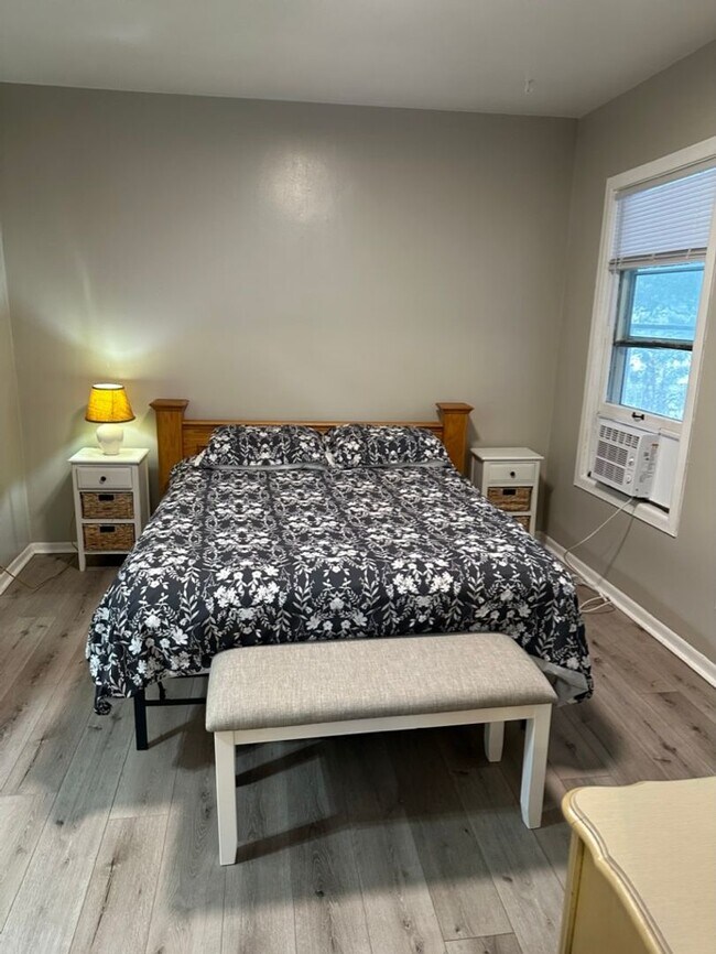 Building Photo - 2848 4th St