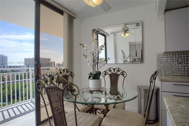 Building Photo - 210 174th St