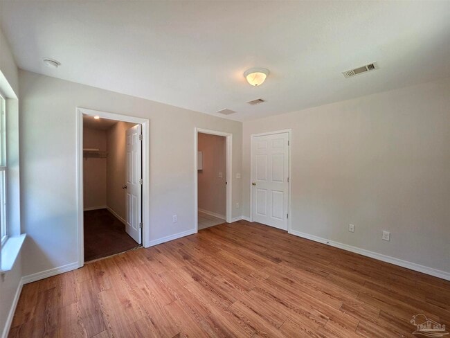 Building Photo - 8510 Pond Ave