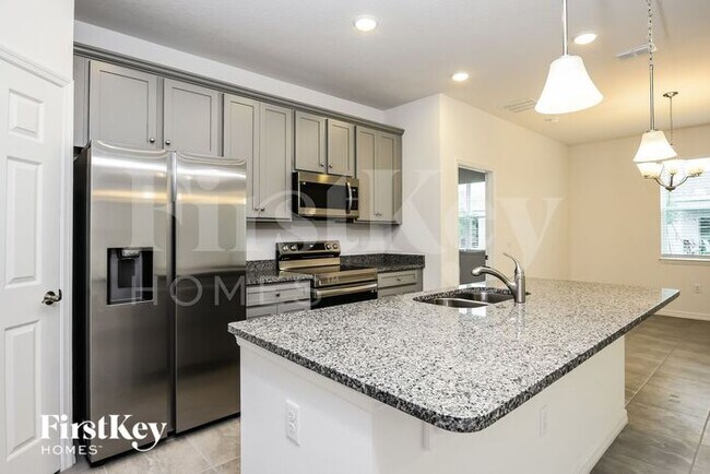 Building Photo - 1210 Ponca Rd