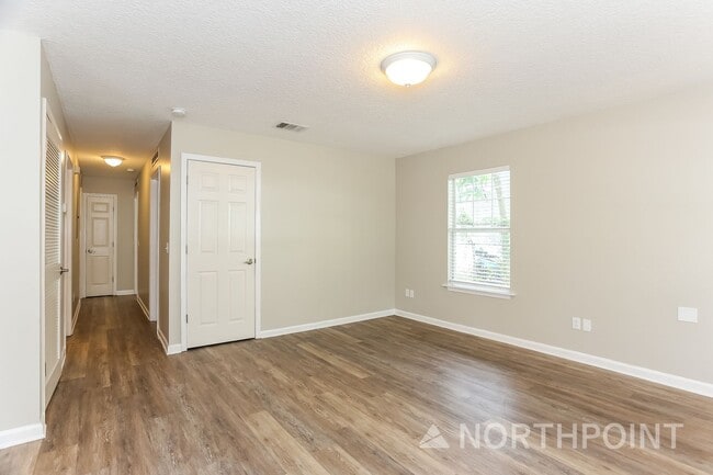 Building Photo - 3 BR/2BA | Newly Renovated Single Family Home | 1-Car Covered Parking | Gated backyard