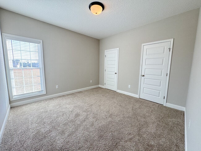 Building Photo - 312 Old Rockdale