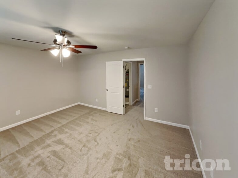 Building Photo - 1856 Northside Dr