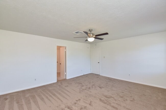 Building Photo - 2514 Lance Ln