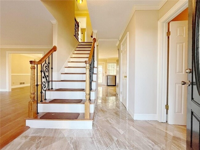 Building Photo - 2896 Landington Way NW