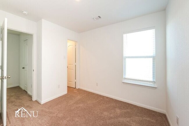 Building Photo - Coming Soon!