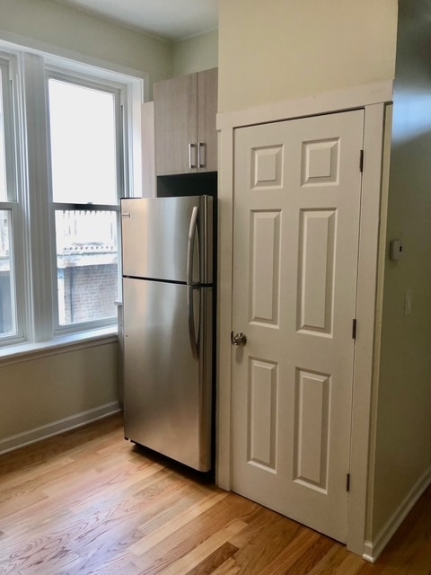 Building Photo - 929 S Laflin St