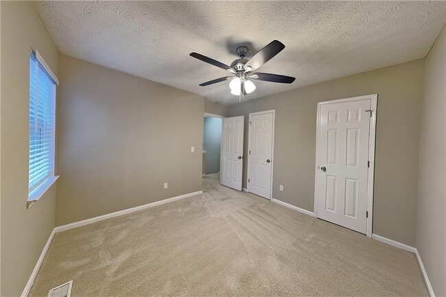 Building Photo - 2981 Sutton Glen