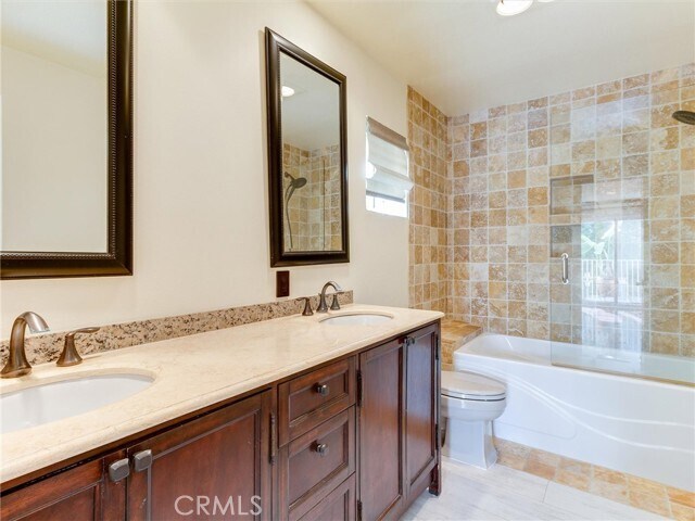 Building Photo - 834 15th St