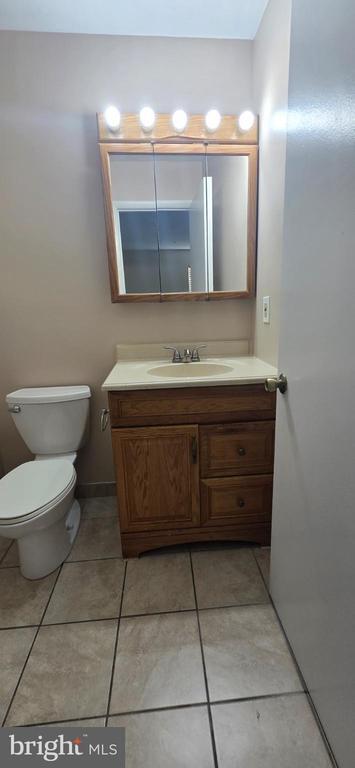 Building Photo - 8883 Rusland Ct