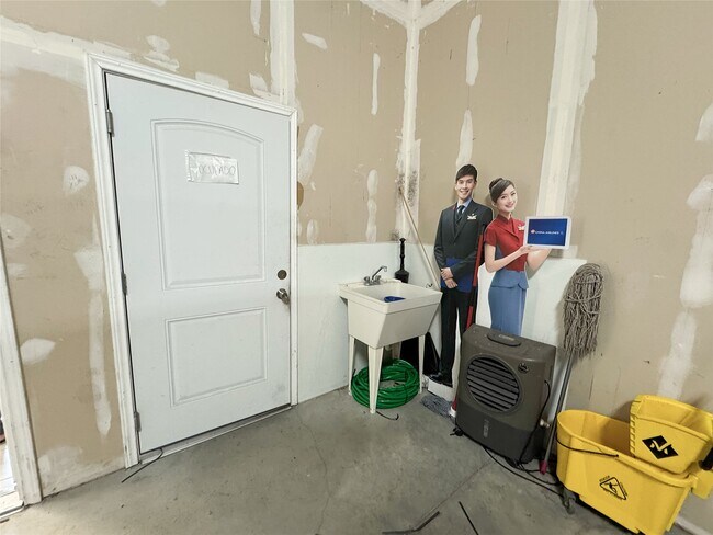 Building Photo - 12317 Bellaire Blvd