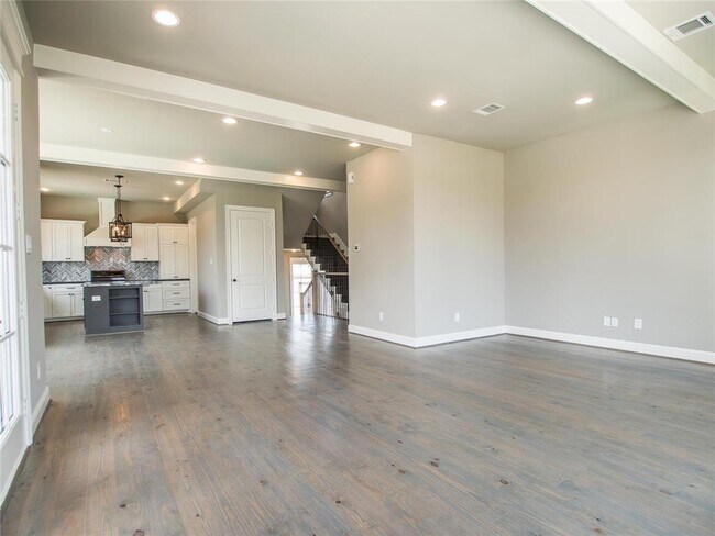 Building Photo - 1307 Upland Retreat Dr