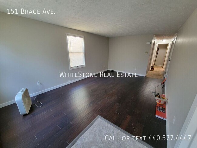 Building Photo - 151 Brace Ave