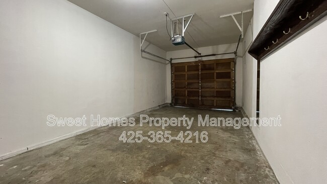 Building Photo - 1923 150th St S