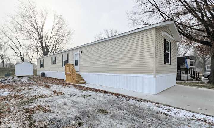 Building Photo - 29752 Jamestown Dr