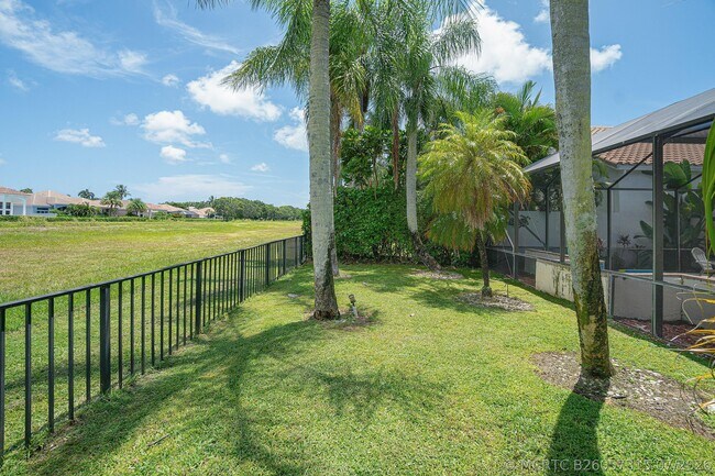 Building Photo - 17099 Ryton Ln