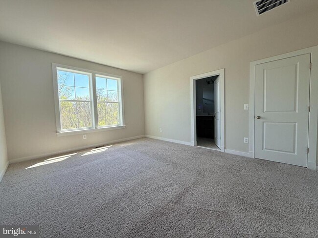 Building Photo - 315 Willis St