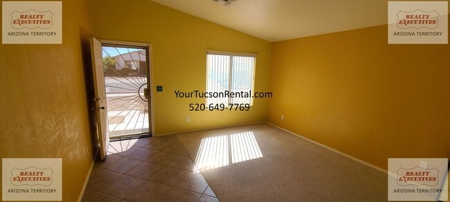 Building Photo - Starr Pass Shadows 4 bedrooms and 2 bathrooms
