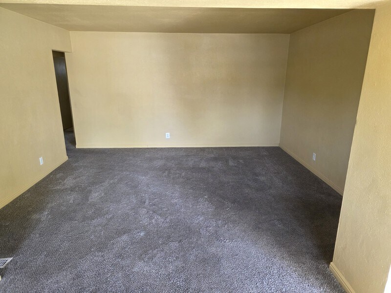 Building Photo - 5041 S 4420 W