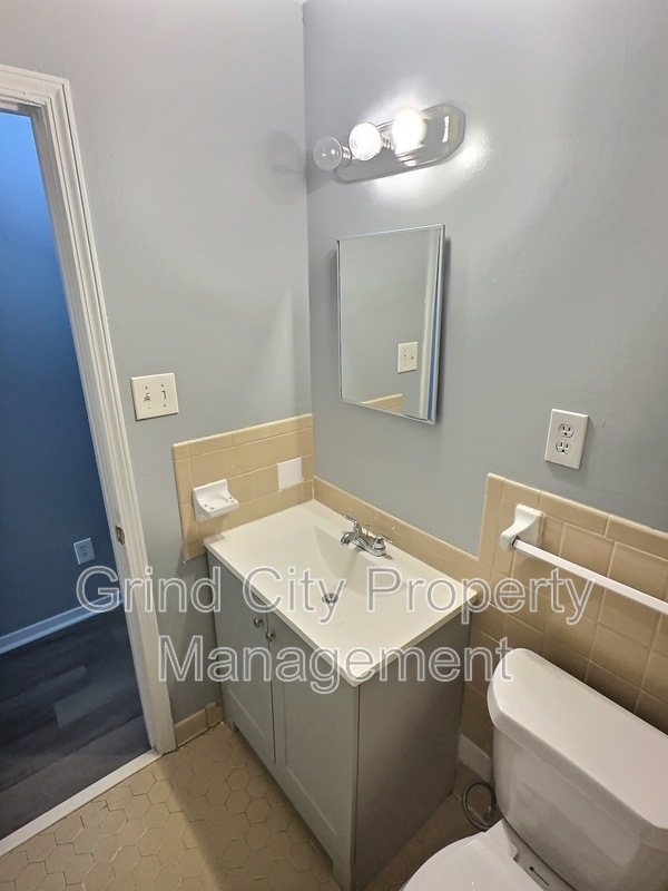 Building Photo - 5440 Flowering Peach Dr