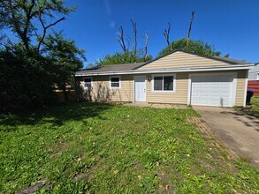 Building Photo - 3 bedroom 1 bath house