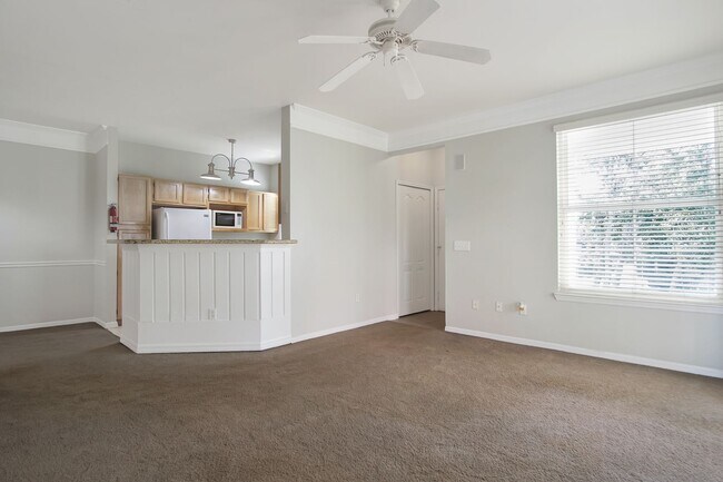 Building Photo - Calypso Cay Resort-Style Living  | Spacious 2-Bedroom Condo