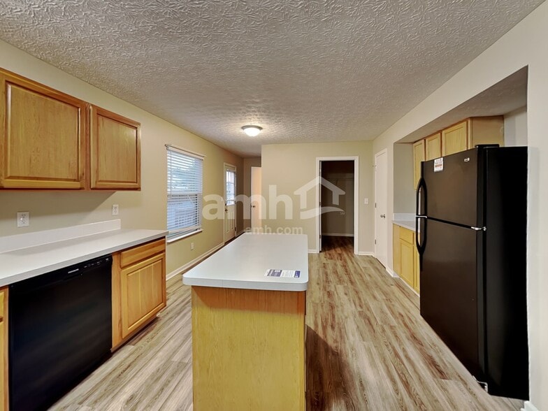 Building Photo - 42 Purple Finch Loop