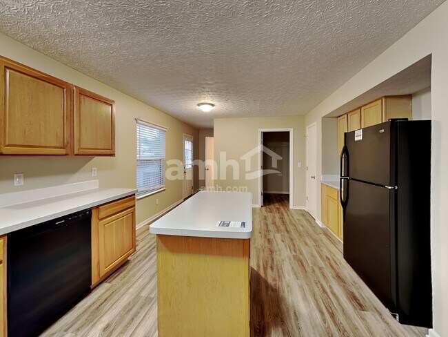 Building Photo - 42 Purple Finch Loop