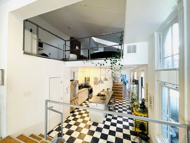 Building Photo - Mello &amp; Sons