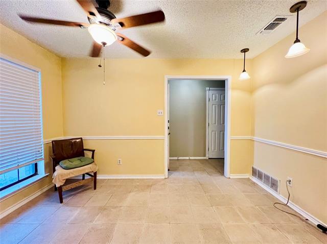 Building Photo - 6301 Hunters Glen Dr