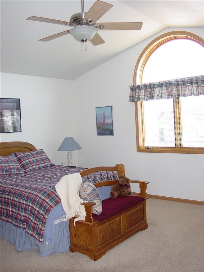 Building Photo - 5506 Quarry Hill Dr