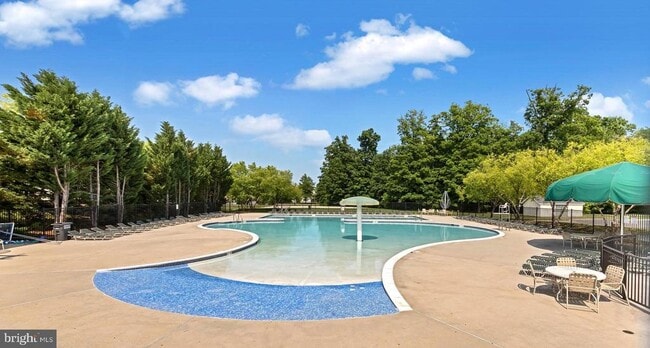 Building Photo - 20460 Charter Oak Dr